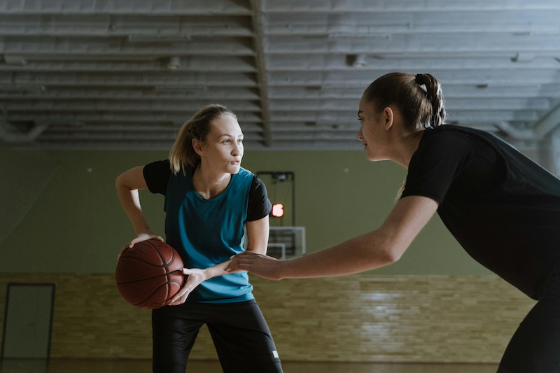 Take off your engagement ring before working out or playing sports.